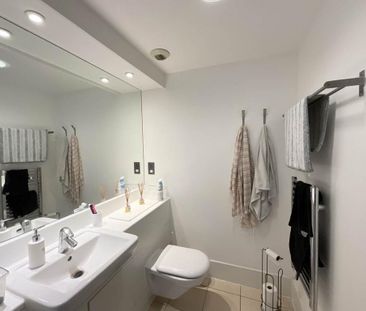 2 bedroom flat to rent - Photo 6