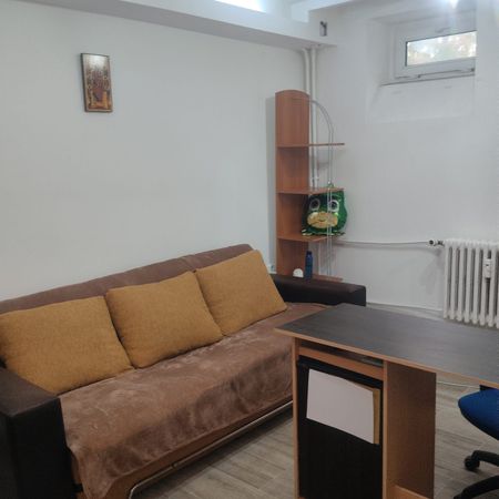 Garsonieră de închiriat în Craiova - Fotografie 3