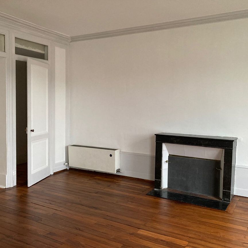 Location Appartement 5 pièces 220m² BESANCON 25000 - Photo 1