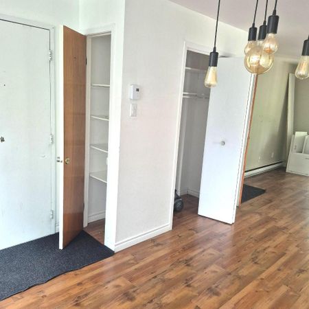 Trois-Rivières – Grand logement 4 1/2 à louer - Photo 3