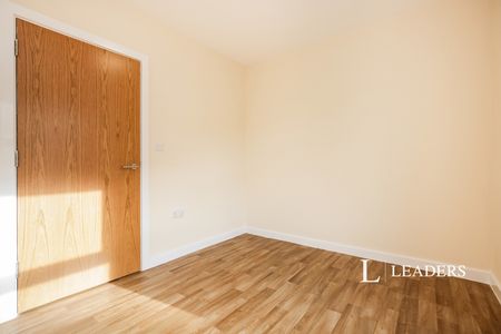 1 bedroom apartment to rent St. Peters Gardens, Marefair, Northampton, Northamptonshire, NN1 - Photo 5