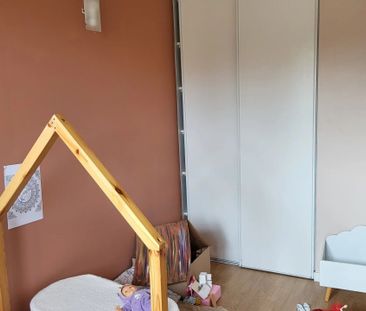 Location Maison 4 pièces 89 m2 à Saint-Jean-d'Illac - Photo 3