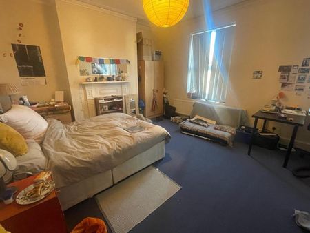 5 bedroom private hall to rent - Photo 4