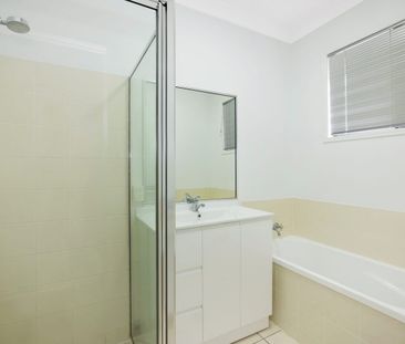 Modern Furnished Property - SHARE HOUSE with one room with shared b... - Photo 6