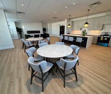 For Lease - 1936 Rymal Road, Hamilton, Ontario - Photo 2