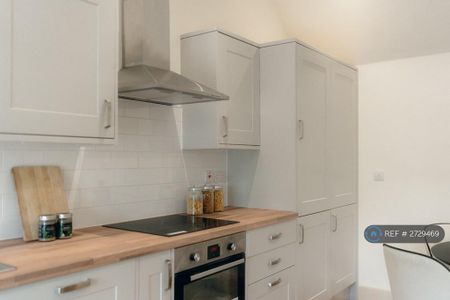 1 bedroom flat to rent - Photo 5