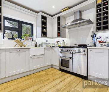 4 bedroom terraced house to rent - Photo 6