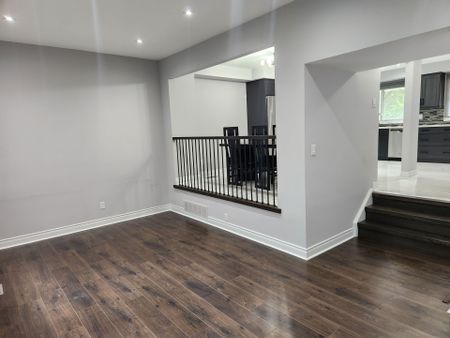 For Lease - 7 Poplar Crescent, Aurora, Ontario - Photo 4