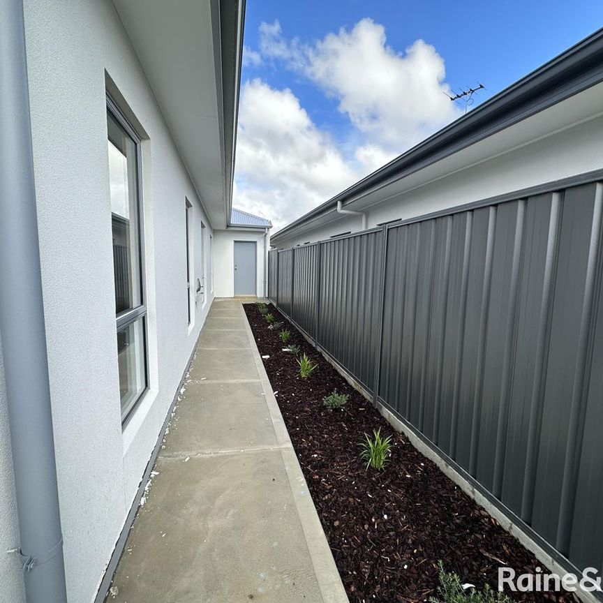 13 Emerald Way, Mount Barker, SA 5251 - Photo 1