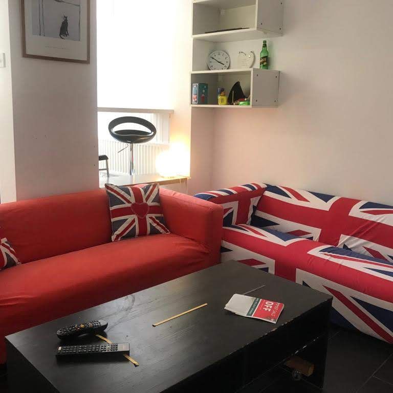 7 CROYDON ROAD - Photo 1