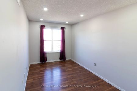 Townhouse For Lease | X8138404 - Photo 2