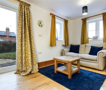 2 bedroom detached house to rent - Photo 3