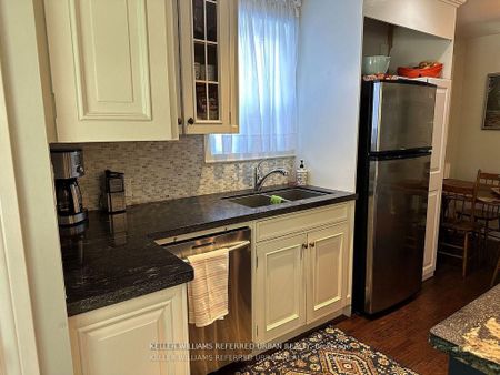 For Lease - 30 Collins Crescent Unit# Main, Aurora, Ontario - Photo 4