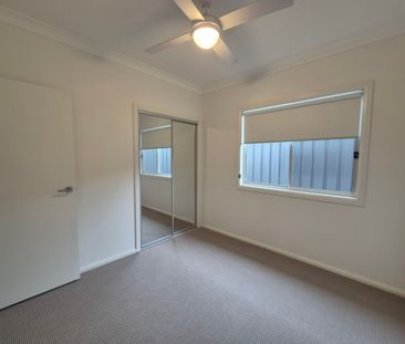 Fresh, Modern & Effortlessly Stylish - Welcome Home - Photo 2