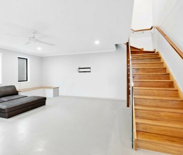 SPACIOUS FAMILY RETREAT WITH PARKLAND BACKDROP - Photo 2