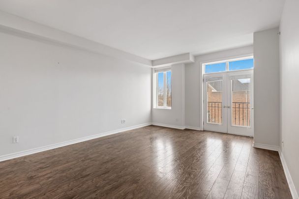 For Lease - 3531 Lakeshore Boulevard Unit# 209, Toronto, Ontario - Photo 1