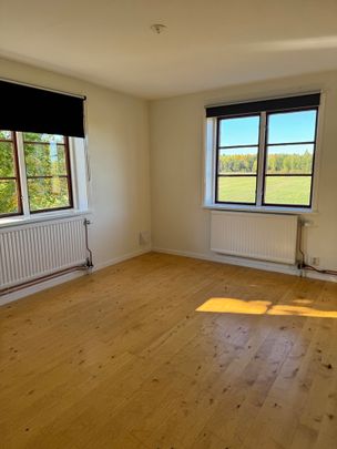 Morsta Gård, Brottby - Photo 1