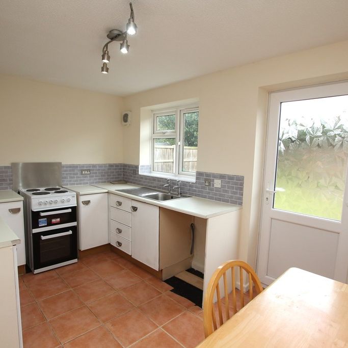 2 Bedroom Semi-Detached House, Chester - Photo 1