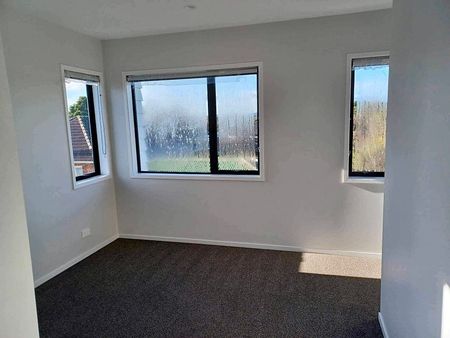 New Townhouse with Private Garden Available - Photo 5