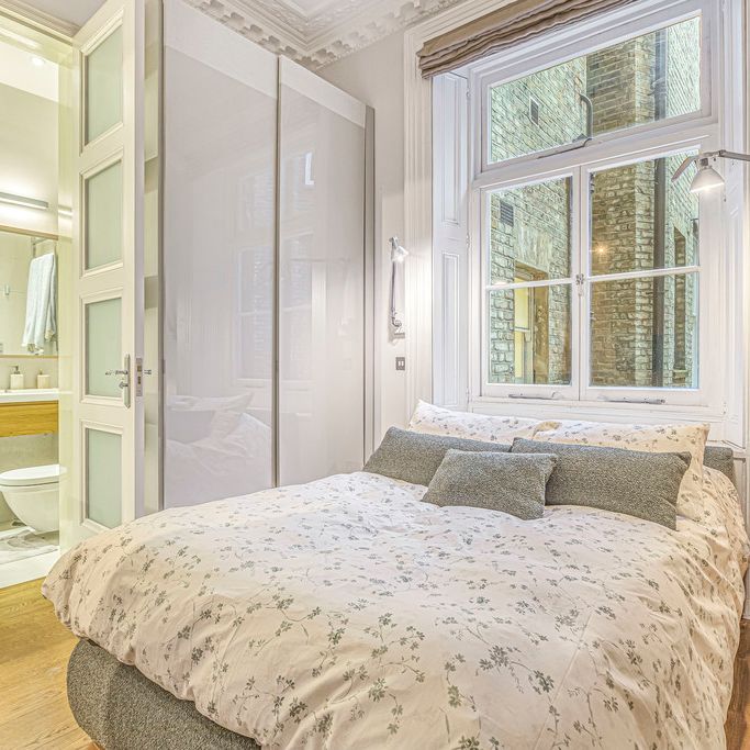 Queen’s Gate, Kensington SW7 - Photo 1