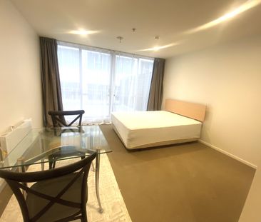 Studio apartment on The Terrace - Photo 5