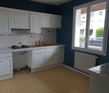 Location Maison 5 pièces 105m² ANGOULEME 16000 - Photo 4