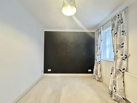 1 Bedroom Apartment To Let - Photo 4