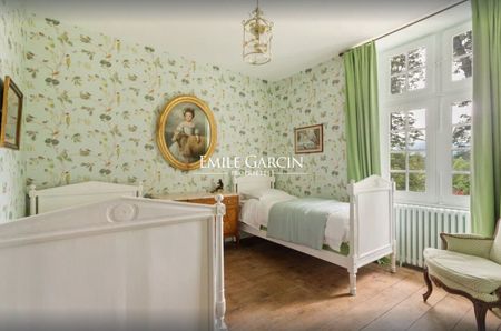 Château à louer à Ciboure, vue océan et montagnes avec piscine. - Photo 2