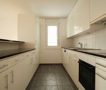 4.5 Zimmer, 94 m², 2. Stock - Photo 3