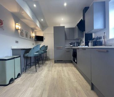 1 bedroom in a house share to rent - Photo 4
