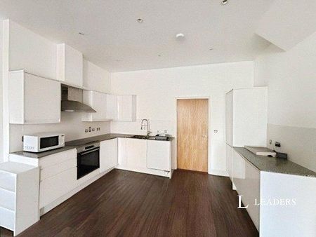 2 bedroom flat to rent - Photo 5
