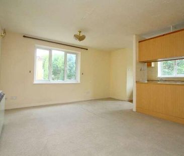 Sidney Road, Staines-upon-thames, TW18 - Photo 2