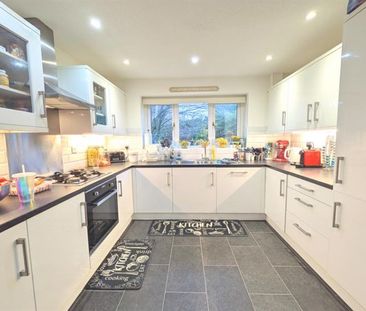 4 Bedroom Detached To Let - Photo 6