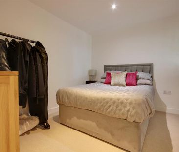 1 bedroom property to rent - Photo 5