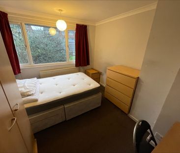 6 bedroom house to rent Fermor Crescent, Luton, Bedfordshire, LU2 - Photo 6