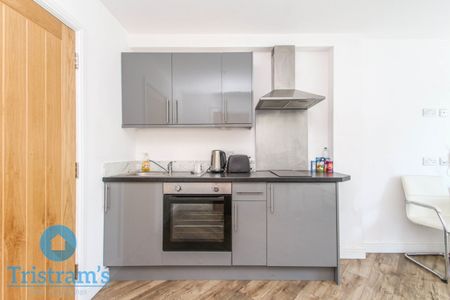 1 bed Studio for Rent - Photo 2