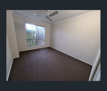 Morayfield Duplex with Security and Pool - Photo 3