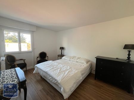 Location Appartement 3 pièces 72m² LA ROCHELLE 17000 - Photo 5