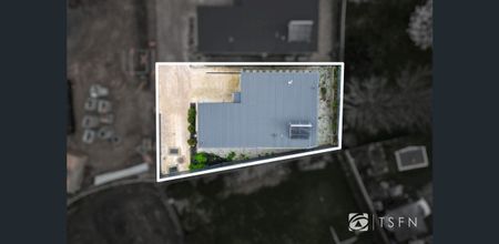 Townhouse Close to Hospital - Photo 4