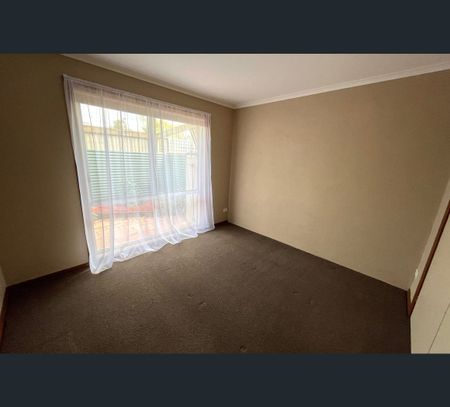 2/14 Marungi Street, Shepparton, Vic 3630 - Photo 2