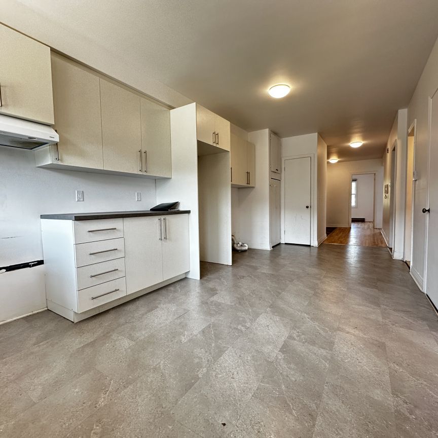 426 Rue Saint-Jacques - Photo 1
