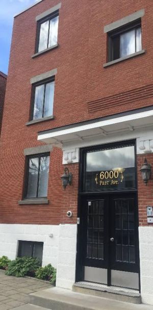 Apartement 4-1/2 charmant & rénové dans une bâtiment bien entretenu et géré - Photo 1