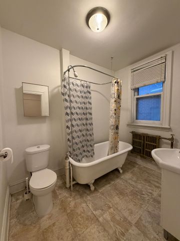 182 Lisgar St - Photo 2