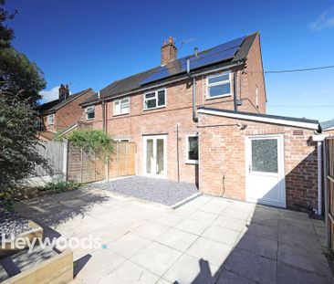 2 bedroom semi-detached house to rent - Photo 3