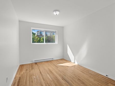 234 Rue de Pierrefontaine, #1 - Photo 4