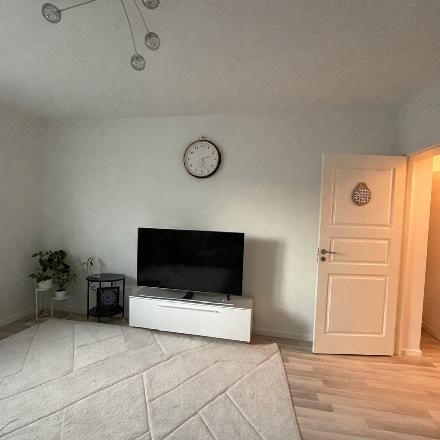 Stockholmsvägen, Nyköping - Photo 1