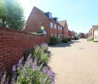 Churston , Milton Keynes - Photo 2