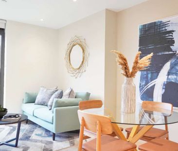 The Oakgate, KT22 7RZ, Surrey - Photo 6