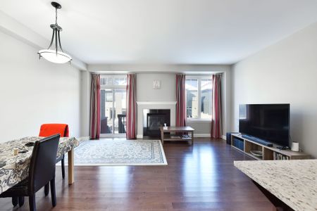 For Lease - 77 ARKOSE Street, Kanata, Ontario - Photo 2