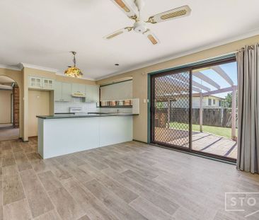 LOVELY FAMILY HOME - Photo 2